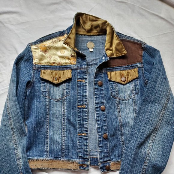 CJ denim jacket size M - Picture 3 of 5